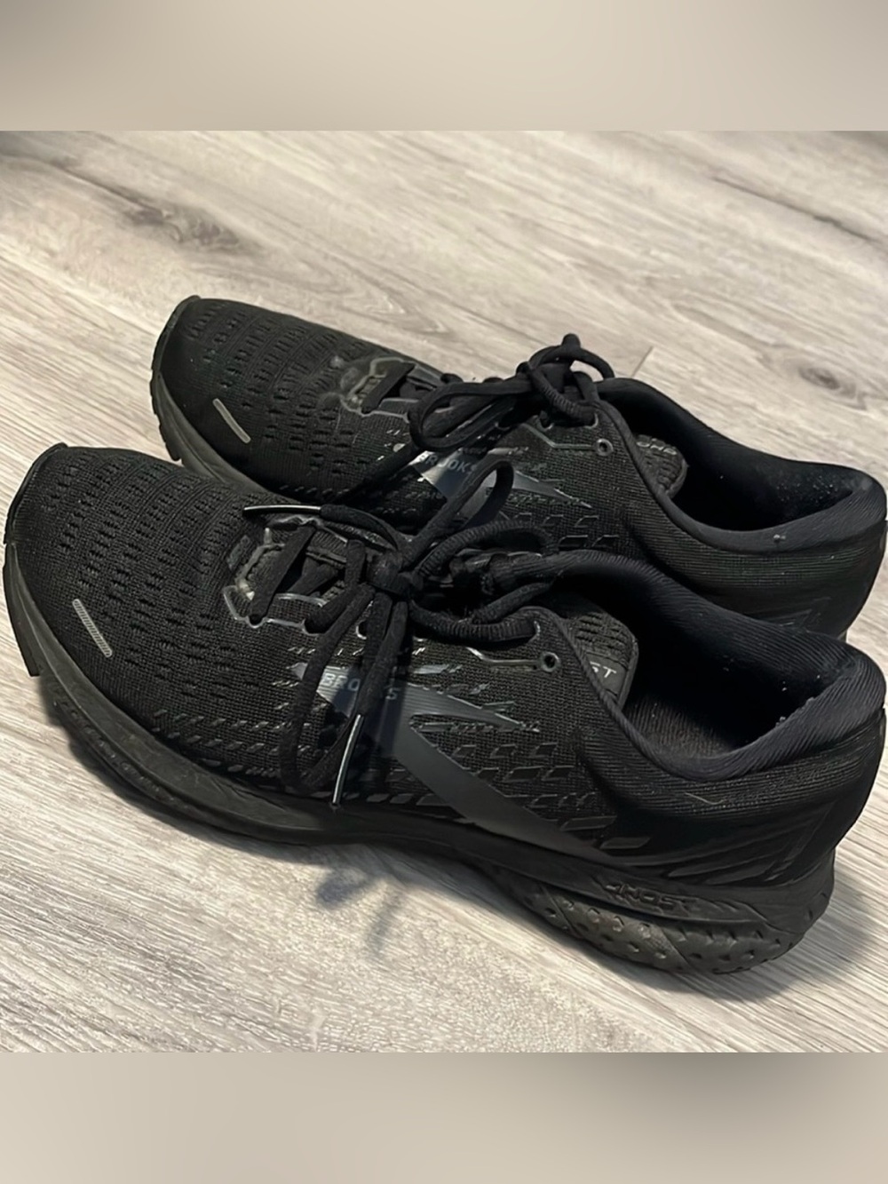 Women’s Size 9.5 Brooks Ghost 13 Black Running Shoes